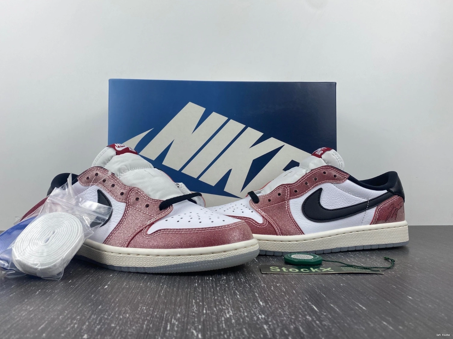 Trophy x 1 'Red Black' Air FN0432-017 OG Jordan Low Room 0225